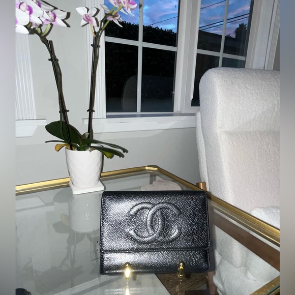 CHANEL Timeless CC Caviar Leather Black Bifold Wallet - Picture 11 of 11